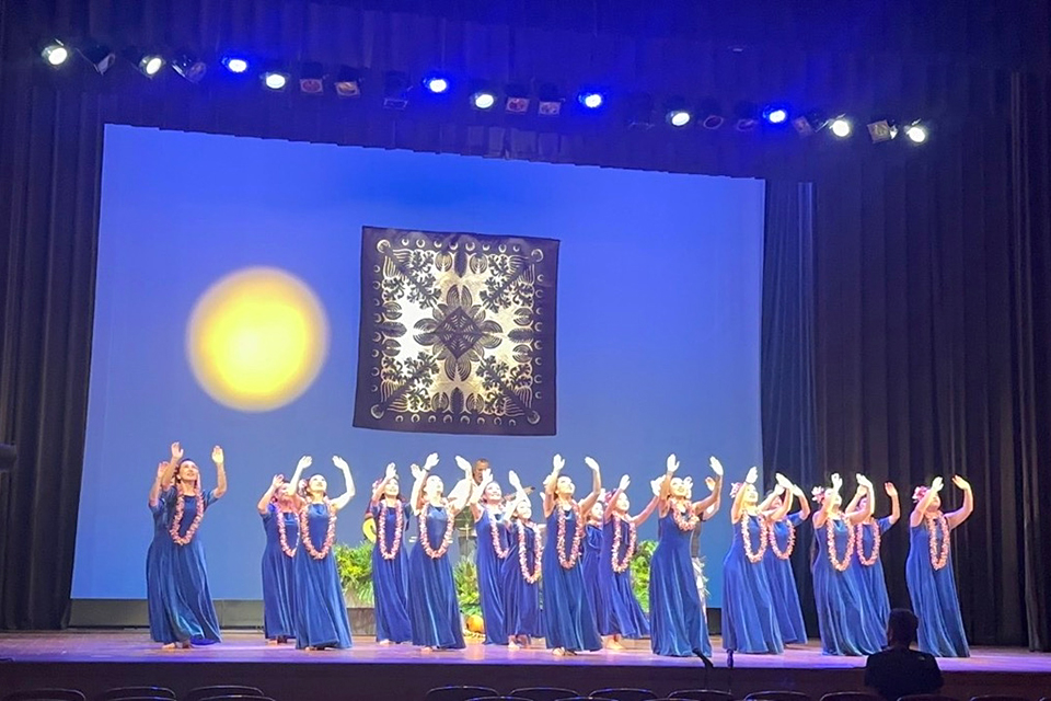 コマキケイABCアカデミーフラハーラウ　公演風景